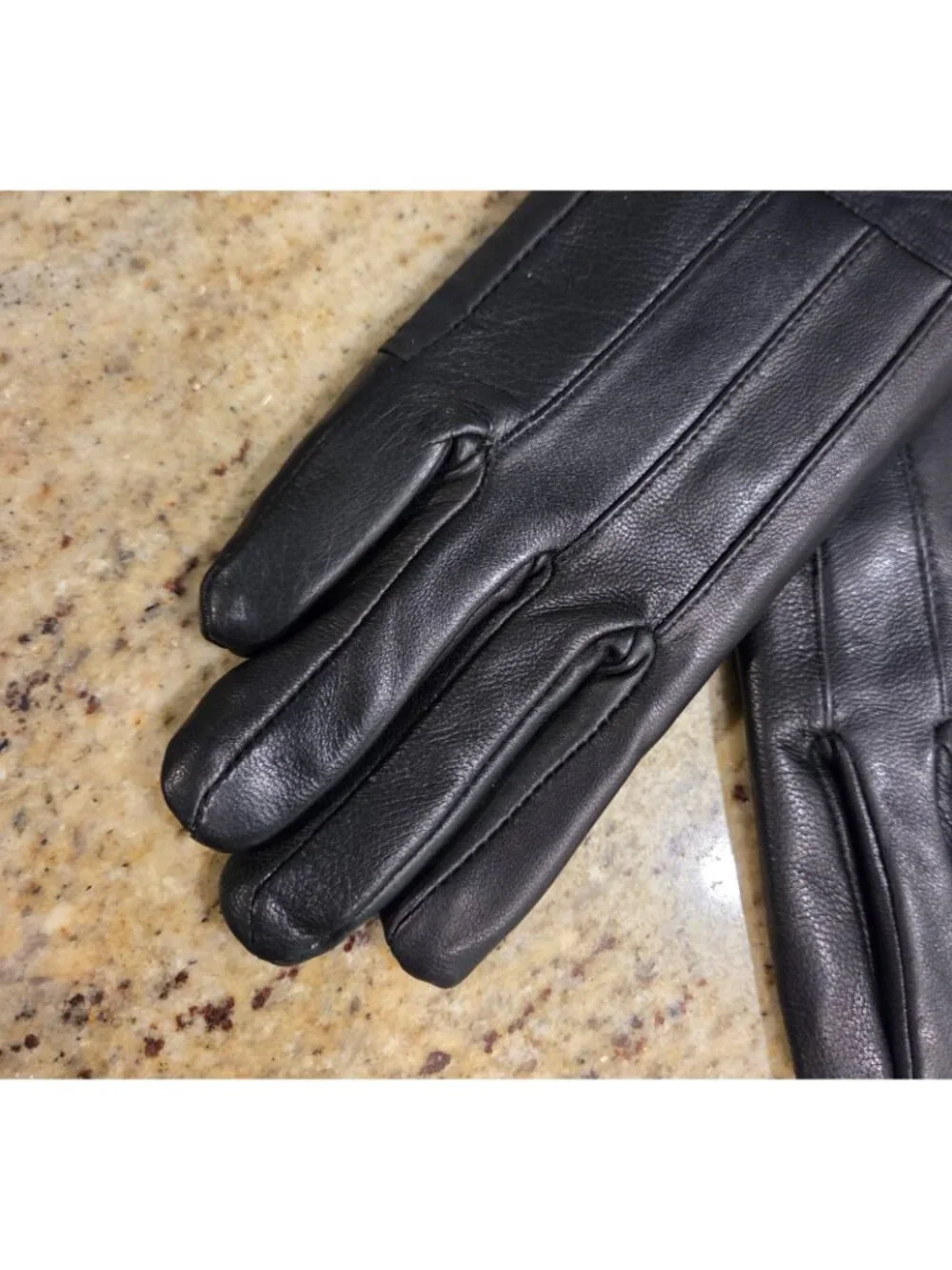 New! Women's Size S Fleece Lined Black Leather Gloves